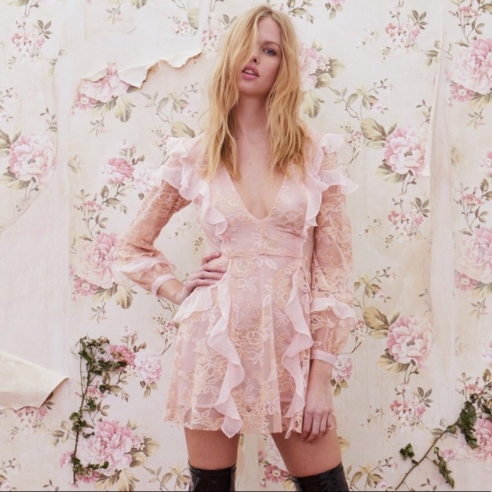 SALE BNWT For Love and Lemons Bumble Long Sleeve